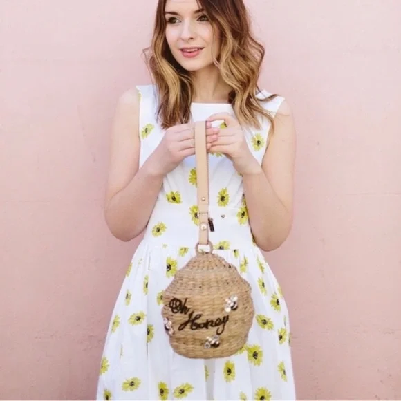 Kate Spade Daisy Dot Lyric Dress Down The Rabbit Hole - Picture 3 of 16